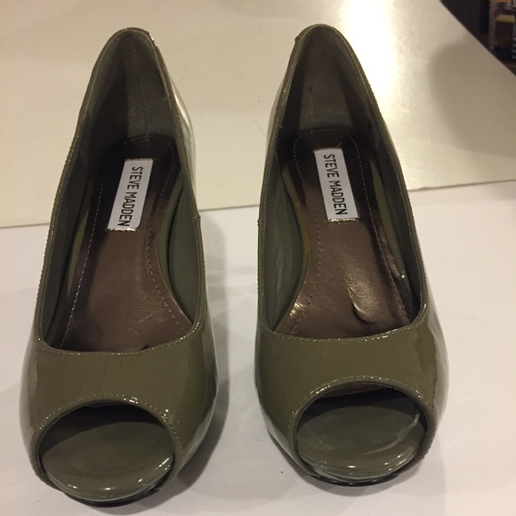 Steve Madden Shoes - Steve Madden Open Toe Heels